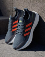 کتانی مردانه آدیداس ADIDAS Ultraboost 5 Ayakkabı JH9077 - Image 4
